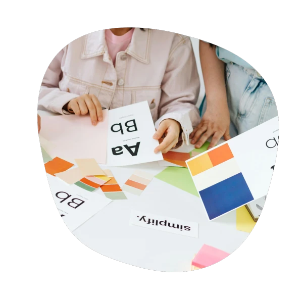 Add your restaurant‘s logo & colours